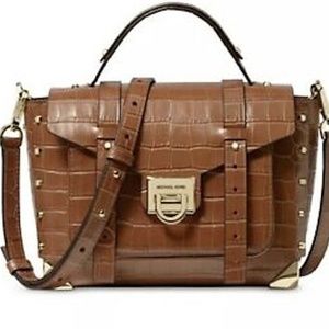 Michael Kors Manhattan Small Messenger Bag Chestnut/Gold